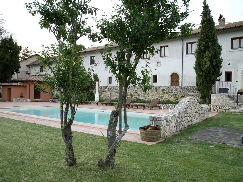 Appartamenti Il Capomandro Sant'Anatolia Exterior photo